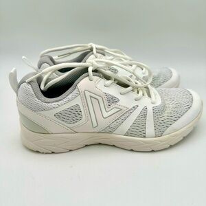 Vionic Brisk Miles Women's Supportive Stability Shoe Sneaker US size 7 EUR 38